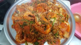처음도전해본 대구찜~대구해물찜 다행이도 신랑이맛있다고 밥두공기를... 기분좋으네요 ~~^^ 담번에는 해물찜을한번재대로해서 먹어봐야지요~~^^ 