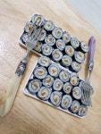 끝에 수니로 변경해 봅니다 ~^^ 간단하게 묵은지볶음김치 넣어 김밥 말아 먹어요~ 아이들이 좋아해요~^^ 명절 음식 하신다고 다들수고하셨습니다... 