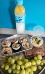 김밥.약밥.청포도.목메일까봐 백김치에 레몬청물까지...먹으러가는건지 공치러가는건지 ㅎㅎㅎ 날은 더워도 먹으며 쉬엄쉬엄 푸른잔디 밟으며... 