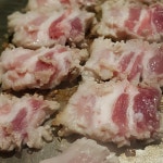 어제 딸하고 딸친구랑 꽃삼겹살이라는곳을 갔네요. 임실치즈랑 냉면도 맛있고 볶음밥은 누릉지 만들어고소고소. 오늘은 가족들 망년회땜시 지금... 