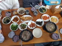 한국인은 밥이최고쬬👍👍😊😆짬뽕얼큰얼큰😍👍짜장블루베리... 아메리카노 좋아좋아😛😉😋(적당량 마시기로욤욤) 낮엔여름처럼덥고... 