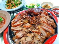 주말이야기~♥ 어제 미니족사다가 족발만들어서 먹었어요 쫀득쫀득 윤기좌르르ㅋㅋ맛나더라구용ㅋ오늘 날씨도 참 조아용 산책하고 싶어지는... 