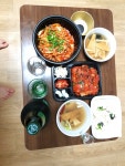 피자핫도그 너므 매워서 혼난네용🌶 🥴모든음식에 고추송송 으아악🤣😂😅꼬마김밥😋 고래🐳🐋🐬박물관 갔는데 아쉽게도 😔 공사중이랏... 