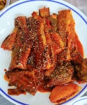 홍ㅇㅓ찜하고.그래도아쉬어 닭갈비요, 그리고 코다리찜으로 마무리. 많이도 먹었죵 ㅎ 아침은 야채볶응밥스크램블 엇ㅈ어 해줬네요. 중복은... 