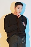 레드옴므  로네 솔리드 니트