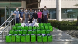 용인 구성동, 지역사회보장협의체서 ‘건강한 여름밥상’ 전달- 헤럴드경제 용인 구성동, 지역사회보장협의체서 ‘건강한 여름밥상’ 전달