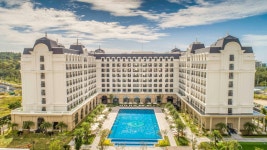 Vinholidays Fiesta Phu Quoc in Phu Quoc District | 2025 Updated prices, deals - Klook International site