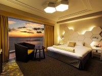 ラグナガーデンホテルの宿泊予約はRelux（リラックス）