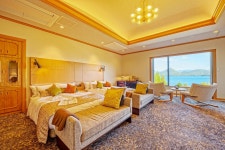 ホテル プレミアム・レイクトーヤの宿泊予約はRelux（リラックス）