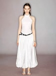 [런웨이티켓](바로출고)White Swan Halter-neck Slimming Fluffy Dress [W CONCEPT]