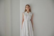 에스윤 Sleeveless Pleated Long Dress