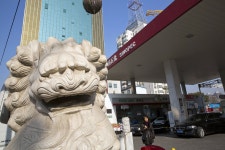 Investors Shrug Off Struggles in Japan, China - WSJ Investors Shrug Off Struggles in Japan, China
