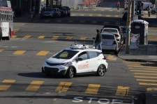 GM Aims for Self-Driving Taxi Fleet by 2019 - WSJ GM Aims for Self-Driving Taxi Fleet by 2019 