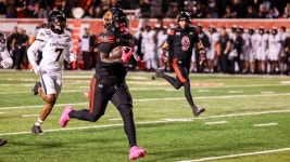 Utes dominate #17 Cincinnati in 45-14 blowout win - Yahoo Sports Utes dominate #17 Cincinnati in 45-14 blowout win