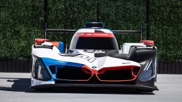 David Letterman Shows Off His Team’s New BMW M Hybrid V8 Race Car