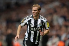FC Copenhagen Want To Sign This Newcastle United Defender: Why Is Selling Him In January Much Better? - Yahoo Sports FC... 