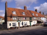 The Kings Arms public house © Mark Hobbs cc-by-sa/2.0 :: Geograph Britain and Ireland The Kings Arms public house... 
