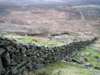 Mourne Wall, Slievenaglogh © Rossographer cc-by-sa/2.0 :: Geograph Britain and Ireland Mourne Wall, Slievenaglogh... 