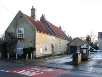 Jamies Cottage on High Street (A1122),... © Evelyn Simak cc... Cottage on High Street (A1122),... &copy; Evelyn Simak cc-by-sa/2.0