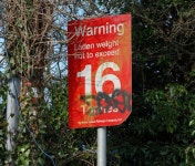 Weight restriction sign, Dunmurry © Albert Bridge :: Geograph Britain and Ireland Weight restriction sign, Dunmurry... 