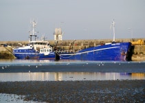 The Lough Foyle at Donaghadee © Rossographer :: Geograph Britain and Ireland The Lough Foyle at Donaghadee &copy; Rossographer