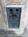 Flush bracket S0367, Sherborne © Maigheach-gheal cc-by-sa/2.0 :: Geograph Britain and Ireland Flush bracket S0367... 