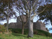 The Curtain Wall and Keep of the Upper... © Eric Jones cc-by-sa/2.0 :: Geograph Britain and Ireland The Curtain Wall and Keep of... 
