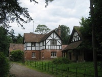 Home Farm Farmhouse © David Anstiss cc-by-sa/2.0 :: Geograph Britain and Ireland Home Farm Farmhouse &copy; David Anstiss cc-by... 