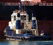 Tug Willowgarth at Belfast © Rossographer :: Geograph Britain and Ireland Tug Willowgarth at Belfast &copy; Rossographer