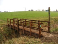 Footbridge of the footpath to Church... © Geographer :: Geograph Britain and Ireland Footbridge of the footpath to Church...... 