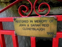 Inscribed plaque, well at Cloneblaugh © Kenneth Allen cc-by-sa/2.0 :: Geograph Britain and Ireland Inscribed plaque, well at... 