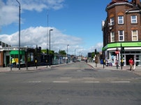 Streatham: Sternhold Avenue © Dr Neil Clifton cc-by-sa/2.0 :: Geograph Britain and Ireland Streatham:  Sternhold Avenue... 