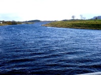 The River Erne, looking eastward... © D Gore cc-by-sa/2.0 :: Geograph Britain and Ireland The River Erne, looking eastward...... 