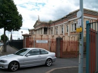 Crumlin Road Courthouse © Eric Jones cc-by-sa/2.0 :: Geograph Britain and Ireland Crumlin Road Courthouse &copy; Eric Jones cc... 