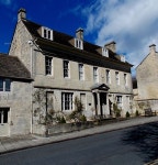 Hazelbury House, Painswick © Jaggery :: Geograph Britain and Ireland Hazelbury House, Painswick &copy; Jaggery
