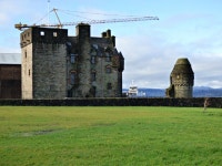 Newark Castle from the east © Thomas Nugent cc-by-sa/2.0 :: Geograph Britain and Ireland Newark Castle from the east... 