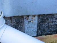 Ordnance Survey Flush Bracket G4894 © Peter Wood cc-by-sa/2.0... Ordnance Survey Flush Bracket G4894 &copy; Peter Wood cc-by-sa/2.0