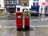 All wrapped up, Omagh © Kenneth Allen :: Geograph Britain and Ireland All wrapped up, Omagh &copy; Kenneth  Allen
