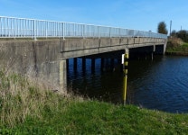 Magdalen Bridge crossing the Middle... © Mat Fascione :: Geograph Britain and Ireland Magdalen Bridge crossing the Middle...... 