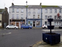 Ryan Hickinson / Bryden Opticians,... © Kenneth Allen cc-by-sa/2.0 :: Geograph Britain and Ireland Ryan Hickinson / Bryden... 