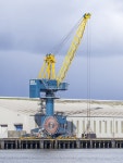 Crane, Belfast © Rossographer :: Geograph Britain and Ireland Crane, Belfast &copy; Rossographer