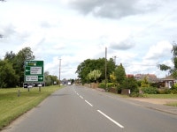 A1122 Wisbech Road, Outwell © Geographer cc-by-sa/2.0 :: Geograph Britain and Ireland A1122 Wisbech Road, Outwell... 