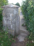 A stile on Church Road © Neil Owen cc-by-sa/2.0 :: Geograph Britain and Ireland A stile on Church Road &copy; Neil Owen cc-by-sa/2.0