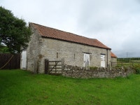 Stone barn, High Farm, Carlton © JThomas :: Geograph Britain and Ireland Stone barn, High Farm, Carlton &copy; JThomas