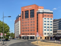 Jurys Inn © Ian Capper :: Geograph Britain and Ireland Jurys Inn &copy; Ian Capper