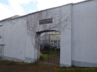 Arched gateway to Manor Grange,... © Eric Jones cc-by-sa/2.0 :: Geograph Britain and Ireland Arched gateway to Manor Grange,...... 