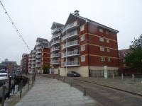 Waterfront apartments on Neptune Quay © JThomas cc-by-sa/2.0 :: Geograph Britain and Ireland Waterfront apartments on Neptune... 
