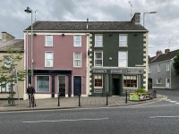 Cobblers, Ederney © Kenneth Allen :: Geograph Britain and Ireland Cobblers, Ederney &copy; Kenneth  Allen