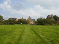 Footpath to Silver Street, Chacombe © Jonathan Thacker :: Geograph Britain and Ireland Footpath to Silver Street, Chacombe... 