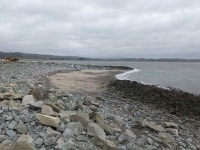 A quiet beach at the end of the headland © David Medcalf cc-by-sa/2.0 :: Geograph Britain and Ireland A quiet beach at the end... 